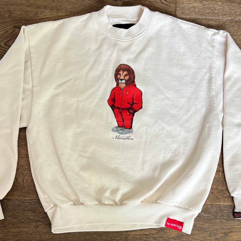The Marathon Clothing Cream Crewneck Sweatshirt size M